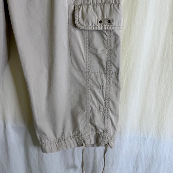 St. John’s Bay Women’s Cargo Capri Pants Khaki Drawstring Leg Tie Cotton Size 12 - Picture 3 of 9